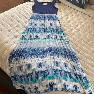 Women’s Athleta maxi dress